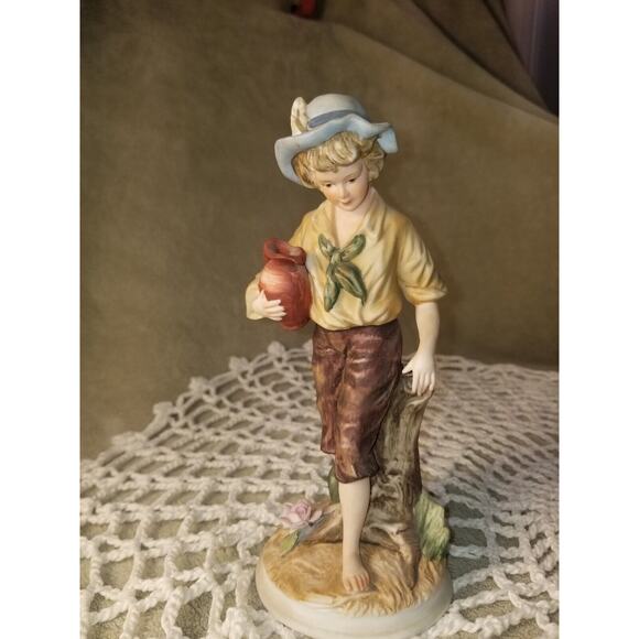 Andrea By Sadek Hand Painted‎ Porcelain Figurine Country Boy 7979 - Picture 3 of 15